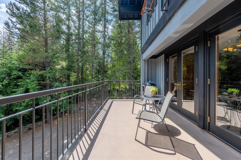 8633 Forest Ridge Drive