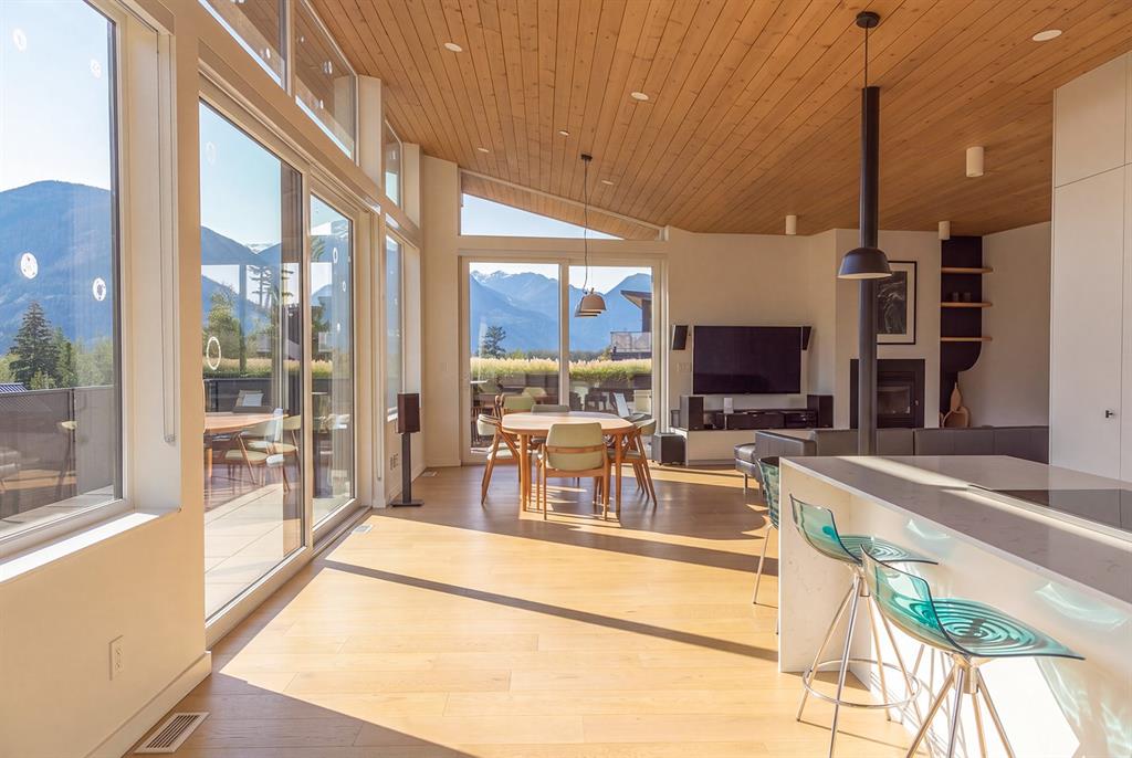 1764 Pinewood Drive