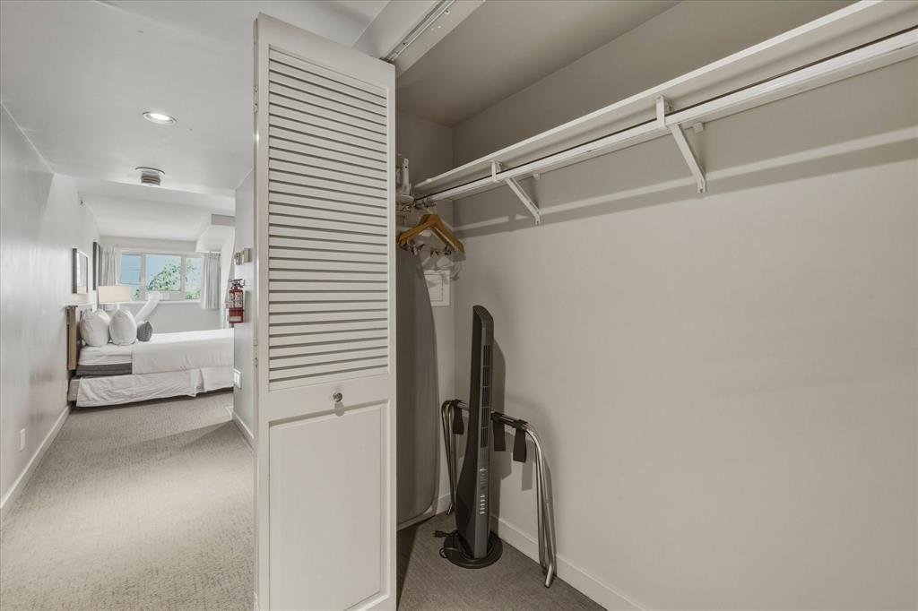 #616 – 4295 Blackcomb Way