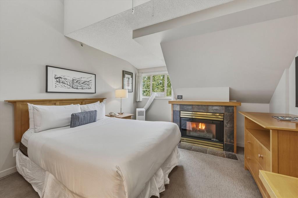 #616 – 4295 Blackcomb Way