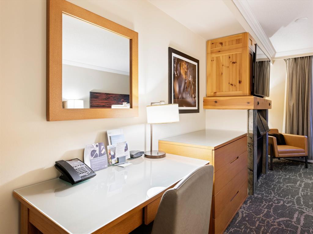 #516 – 4090 Whistler Way