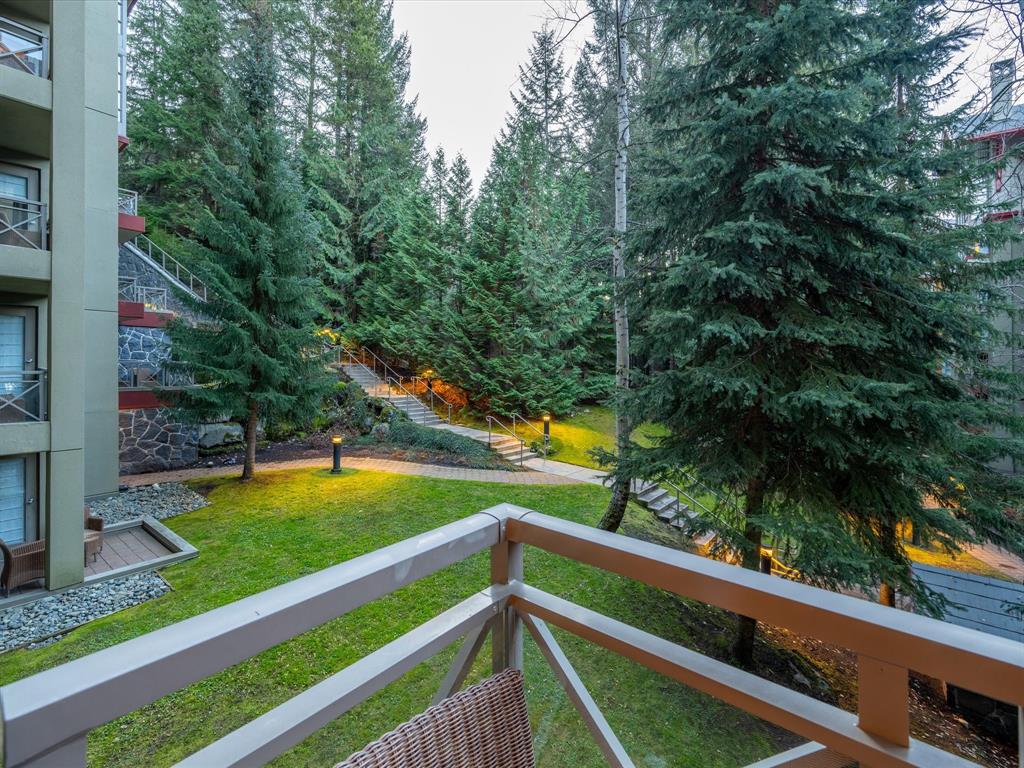 #516 – 4090 Whistler Way