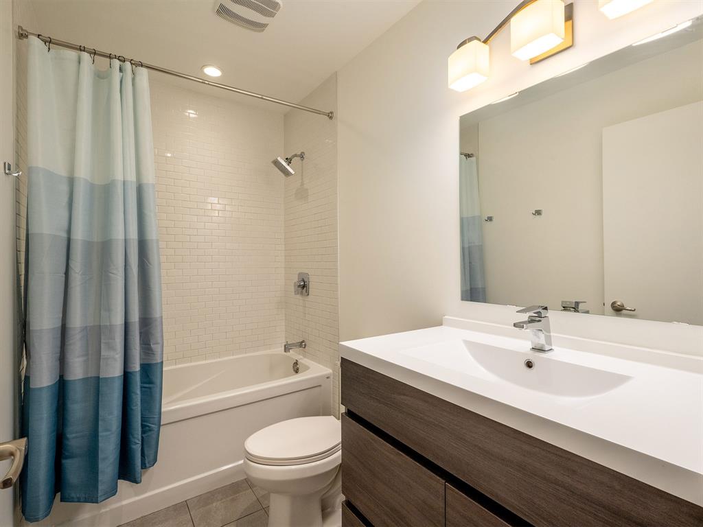 2327 Cheakamus Way