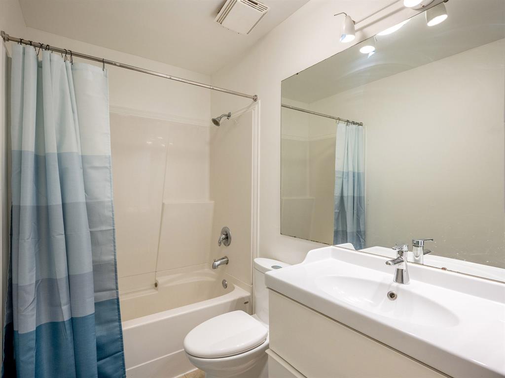 2327 Cheakamus Way