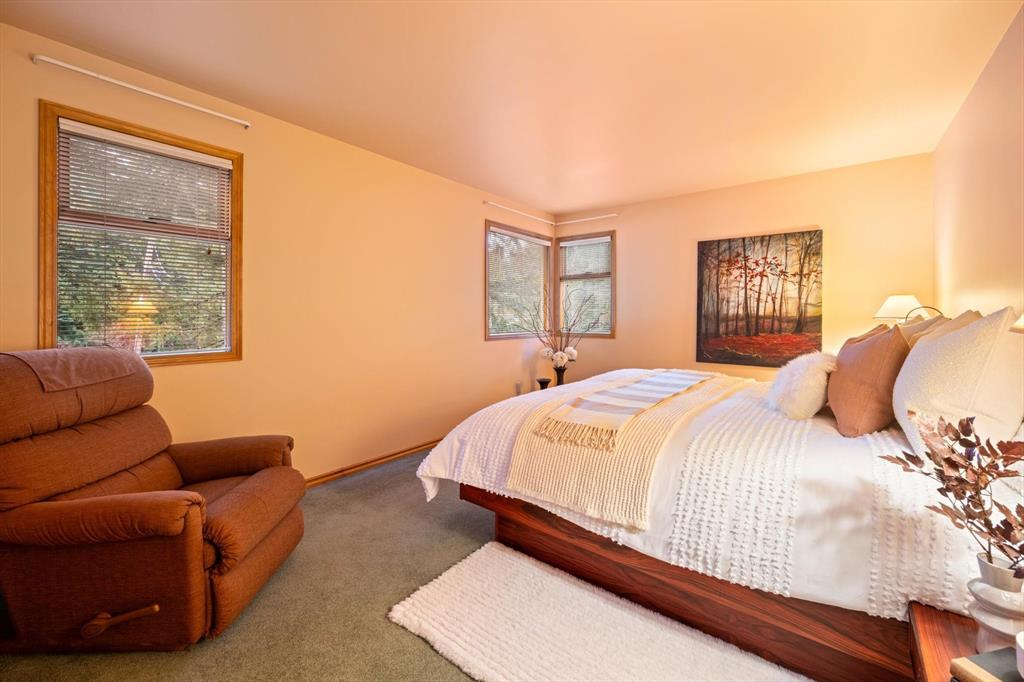 3205 Arbutus Drive