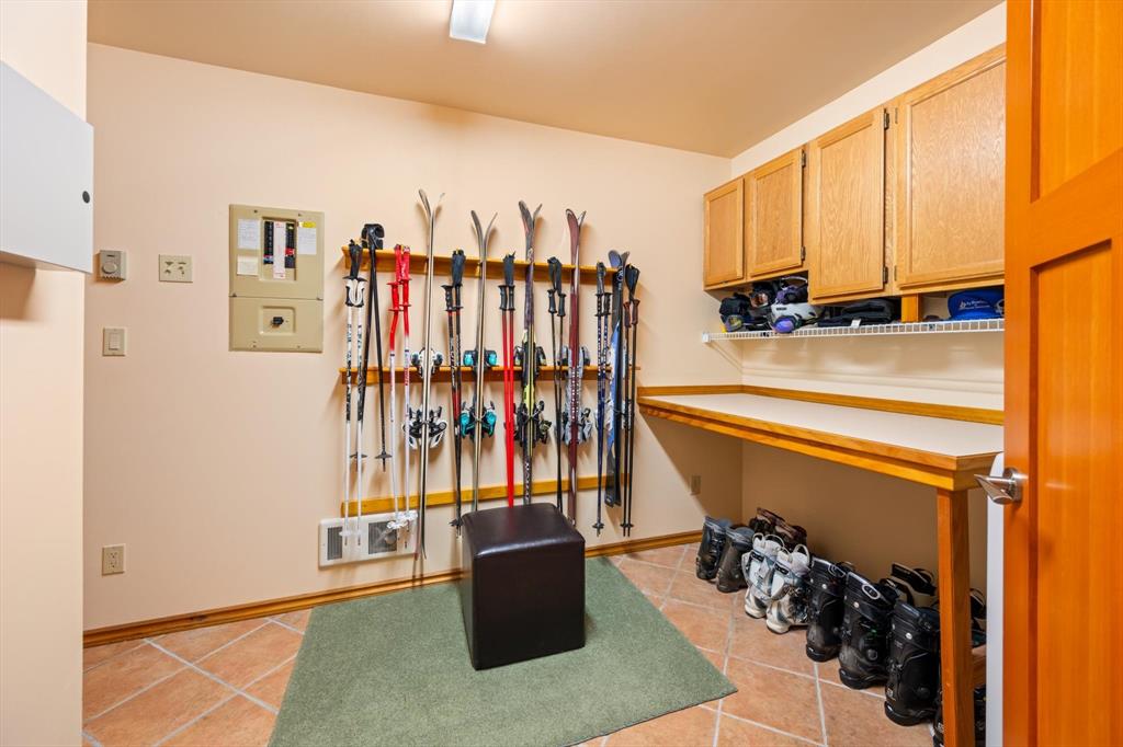 3205 Arbutus Drive