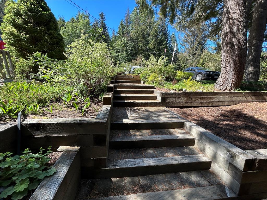3205 Arbutus Drive