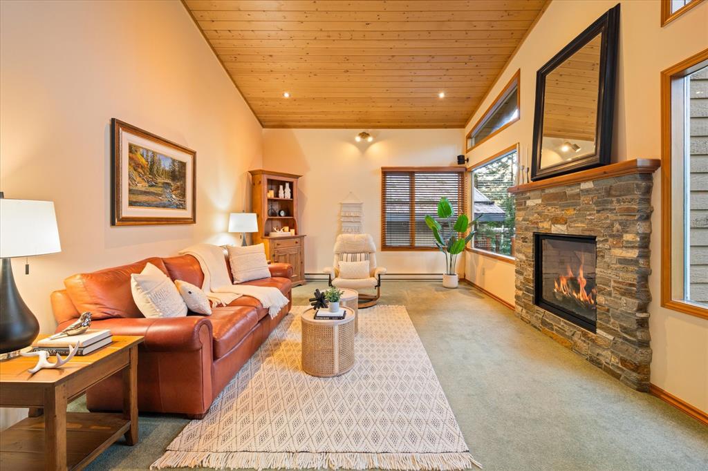 3205 Arbutus Drive