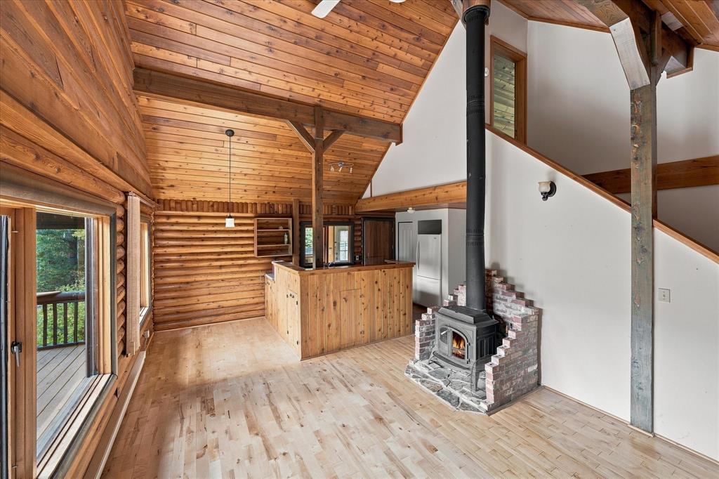 9291 Emerald Drive