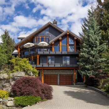 9503 Emerald Drive