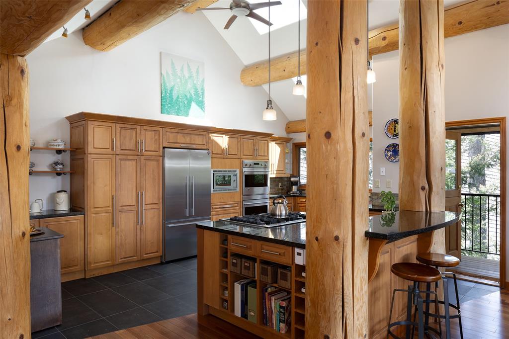 9503 Emerald Drive