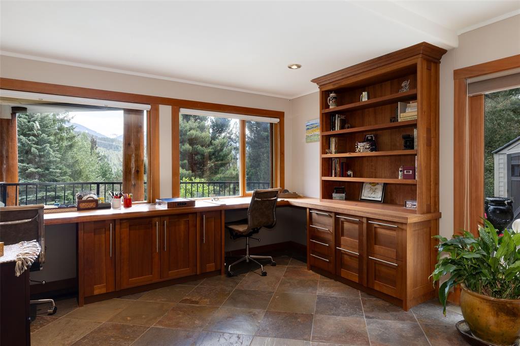 9503 Emerald Drive