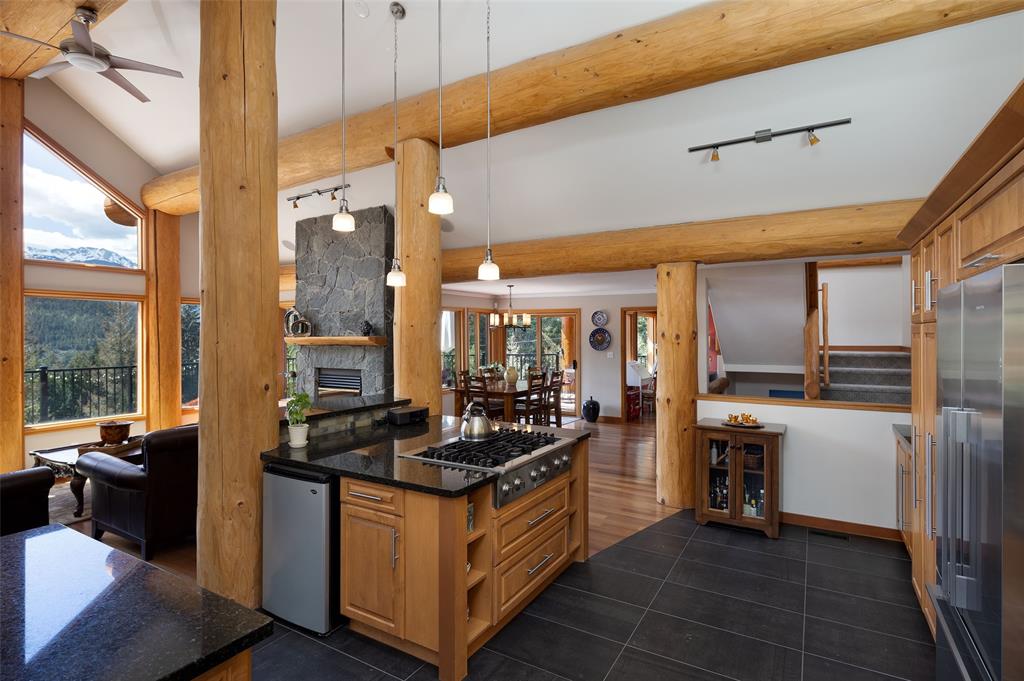 9503 Emerald Drive