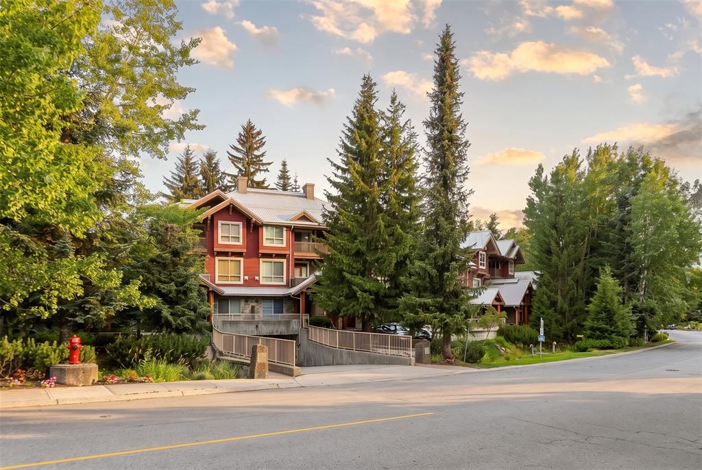 #20 – 4385 Northlands Boulevard