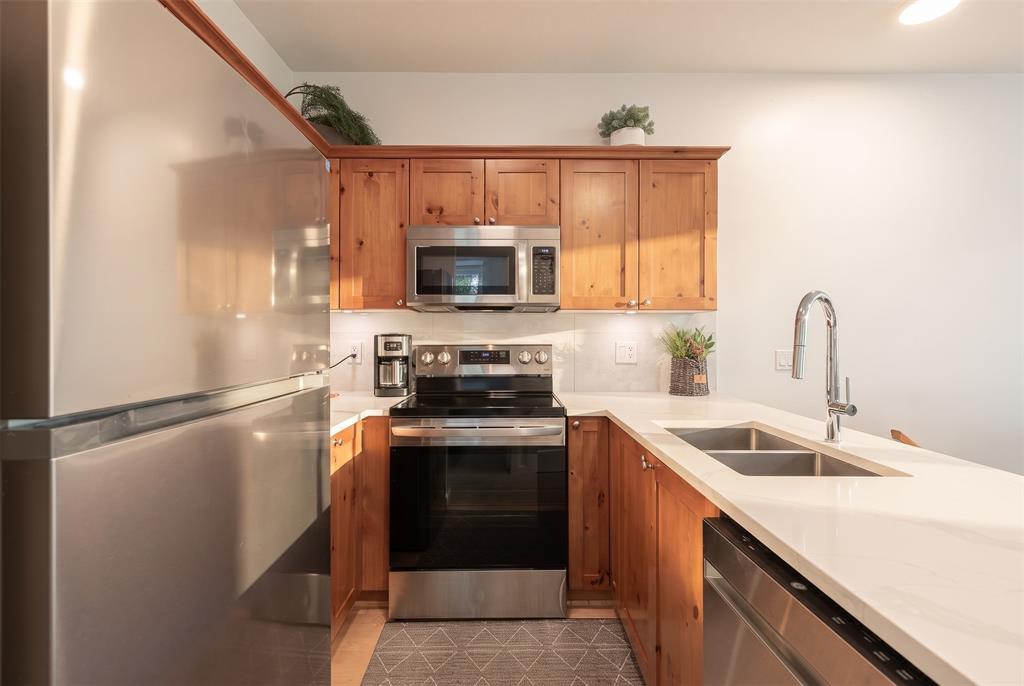 #20 – 4385 Northlands Boulevard