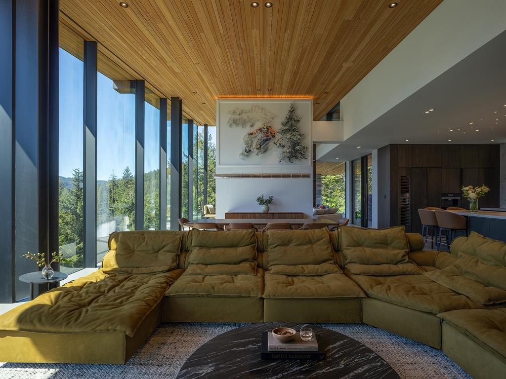 5412 Stonebridge Drive