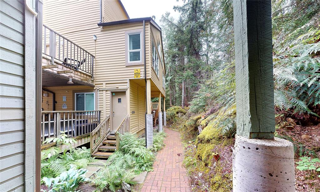 #4 – 2235 Sapporo Drive