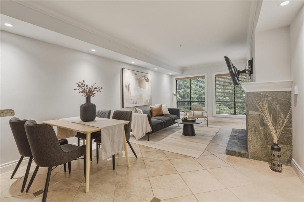 #101 – 4821 Spearhead Drive