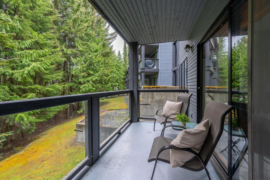 #101 – 4821 Spearhead Drive