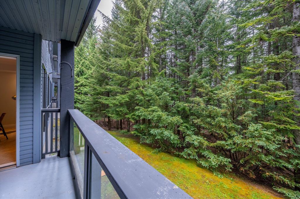 #101 – 4821 Spearhead Drive