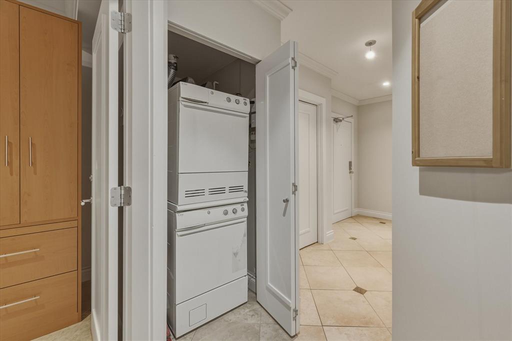 #101 – 4821 Spearhead Drive