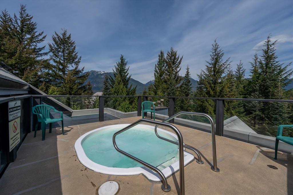 #101 – 4821 Spearhead Drive