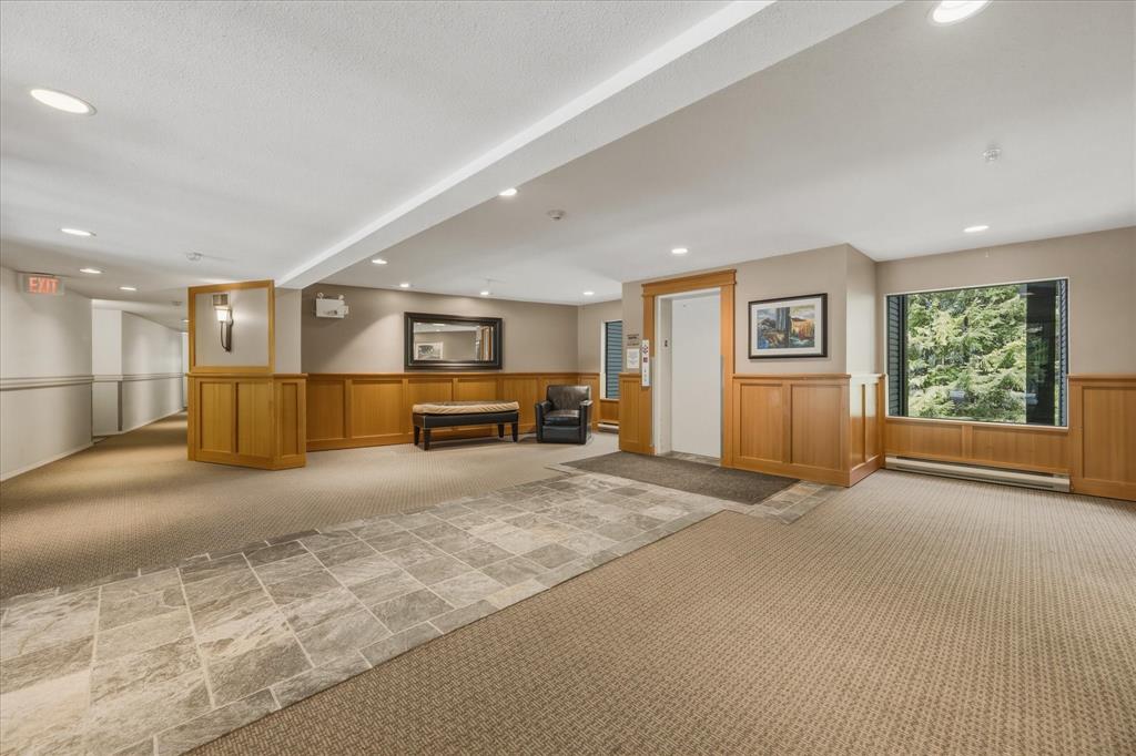 #101 – 4821 Spearhead Drive