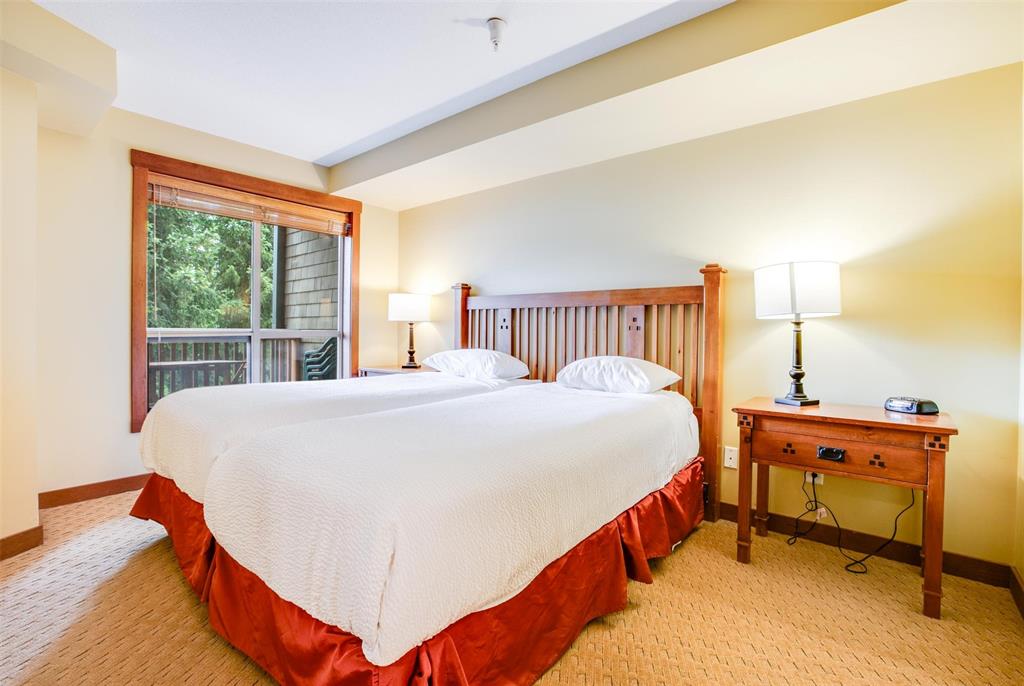 #303G2 – 4653 Blackcomb Way