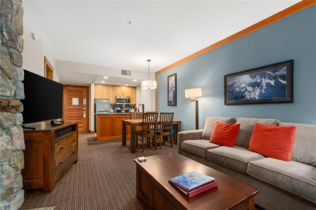 #230B – 2036 London Lane