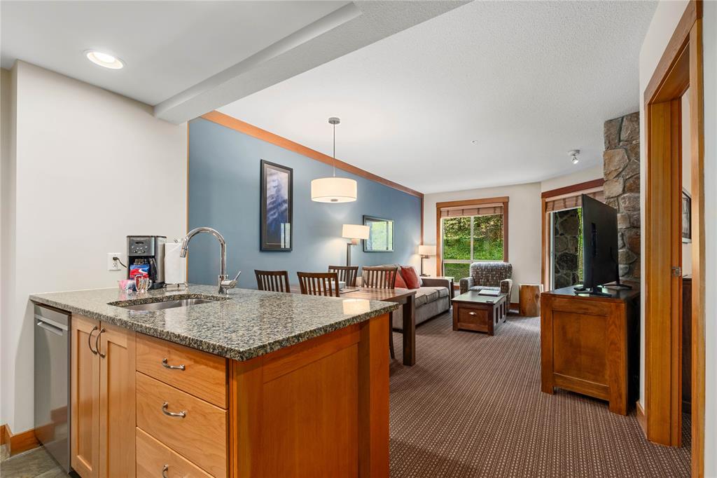 #230B – 2036 London Lane