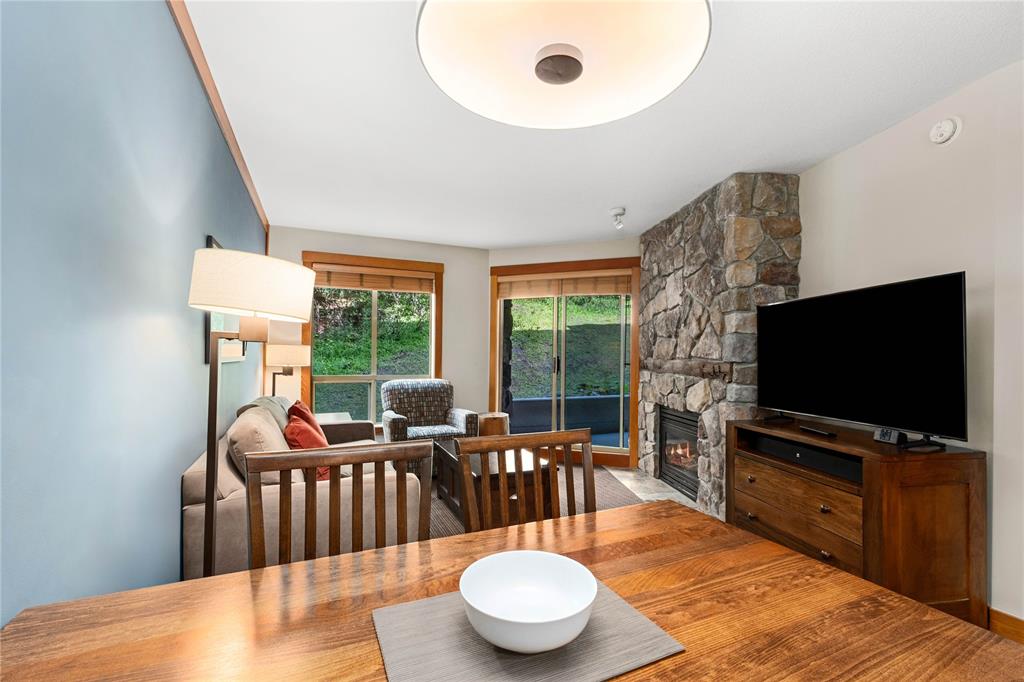#230B – 2036 London Lane