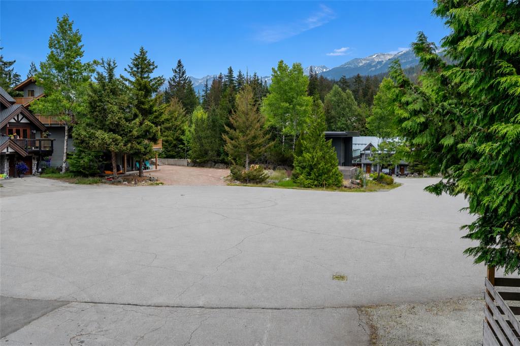 2323 Aspen Court