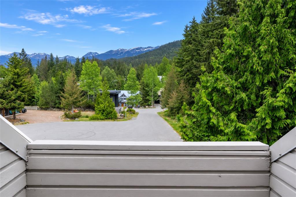 2323 Aspen Court
