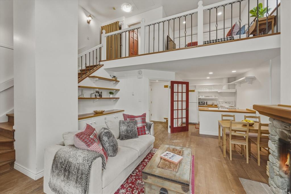 #16 – 4510 Blackcomb Way