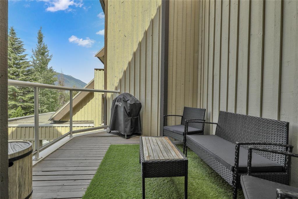 #217 – 4749 Spearhead Drive