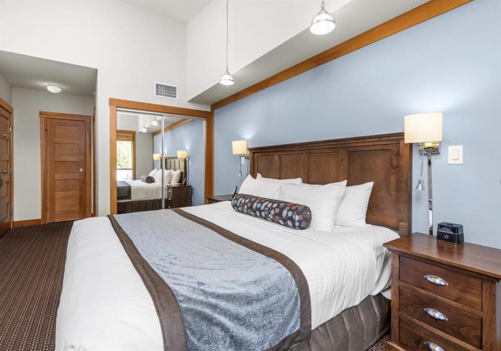 #220D – 2036 London Lane