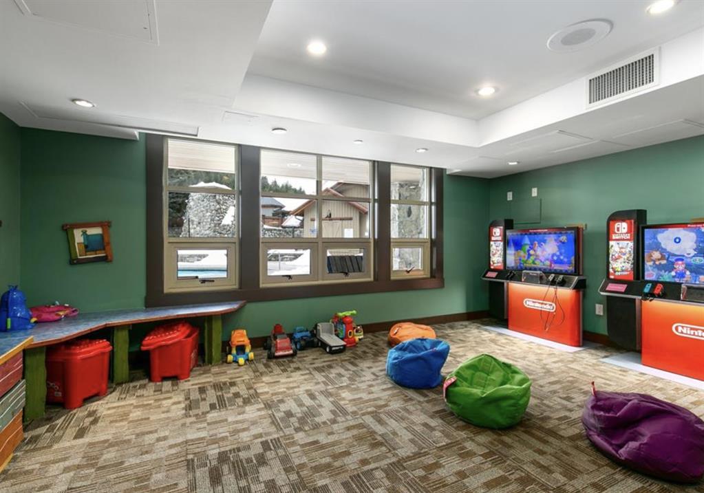 #220D – 2036 London Lane