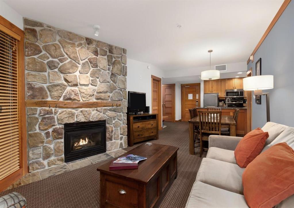 #220D – 2036 London Lane