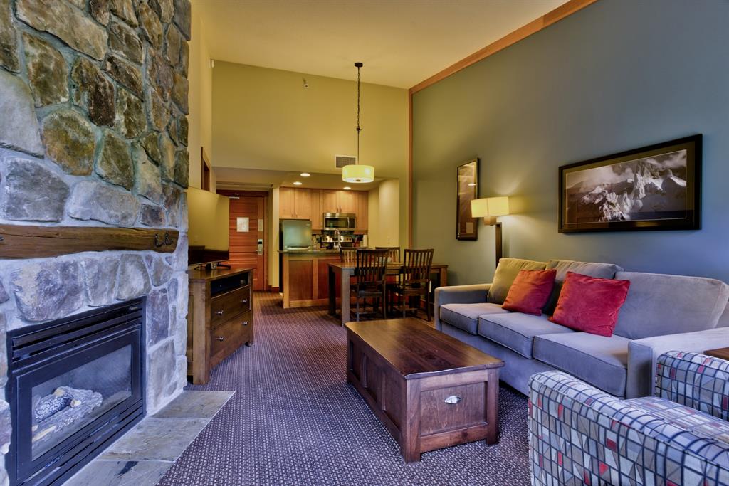 #638A – 2036 London Lane