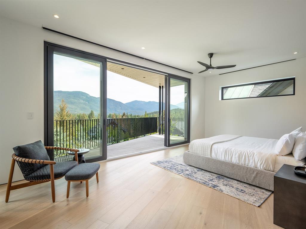 3565 Falcon Crescent