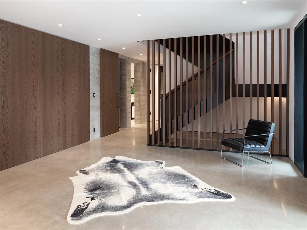 3565 Falcon Crescent