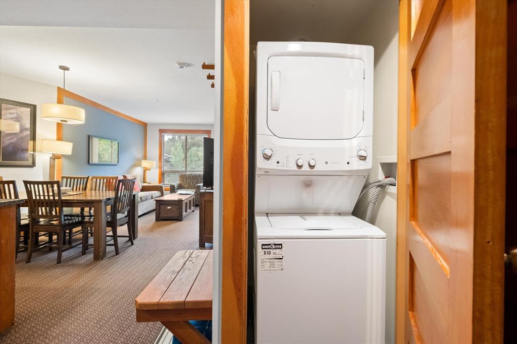 #422A – 2036 London Lane