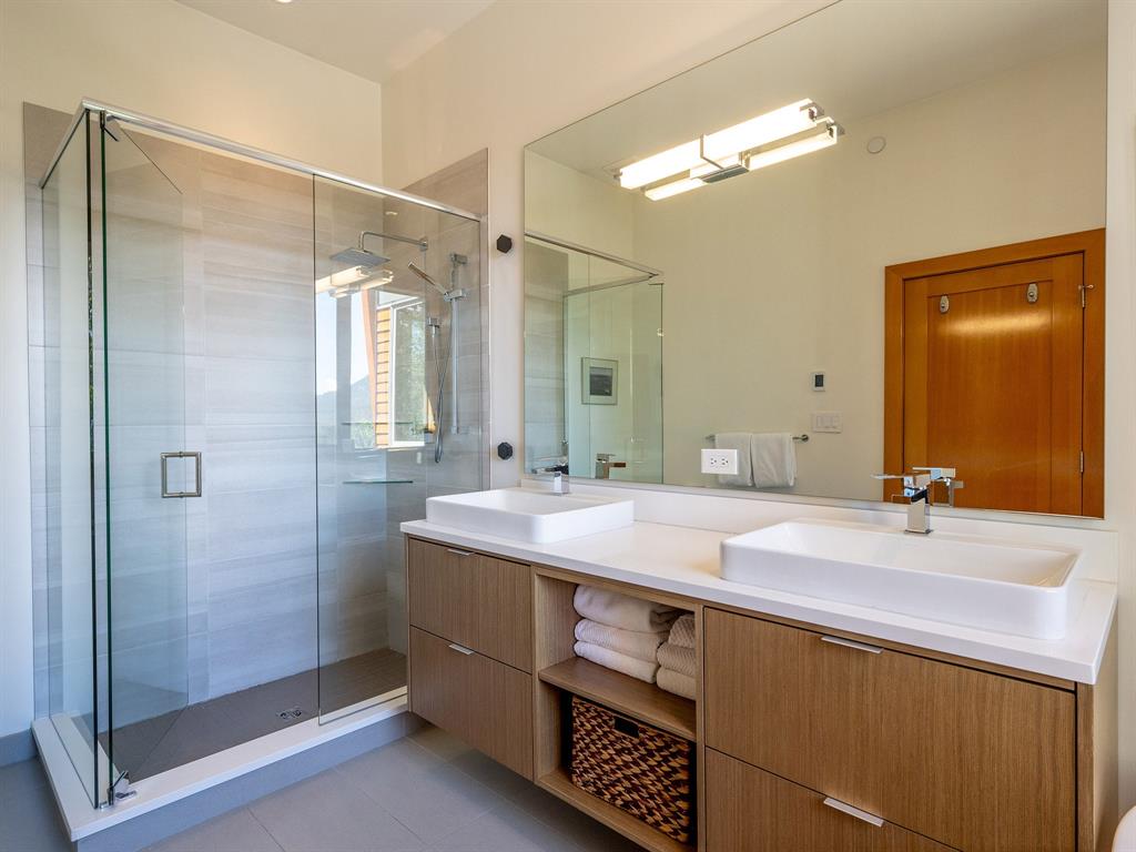 #21 – 8400 Ashleigh McIvor Drive