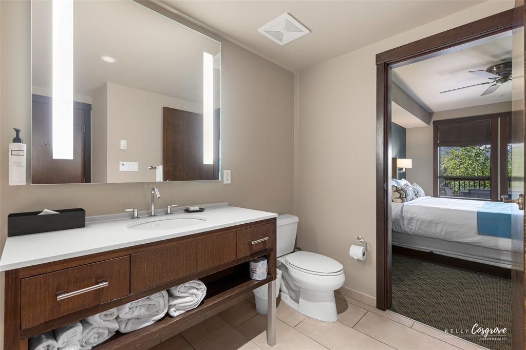 #206D – 2020 London Lane