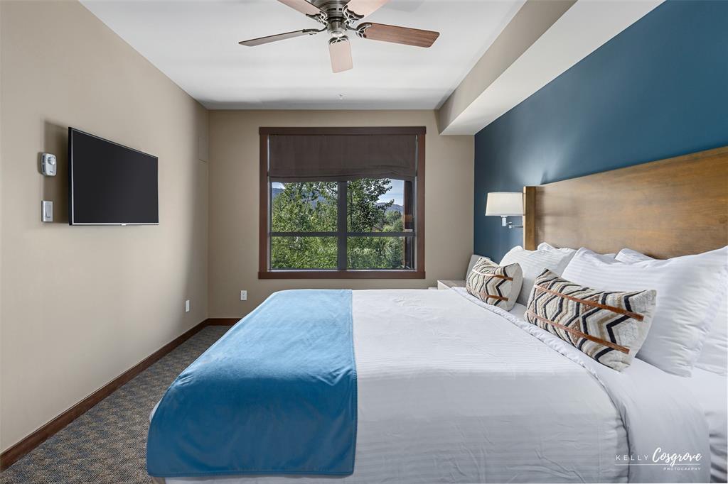 #206D – 2020 London Lane