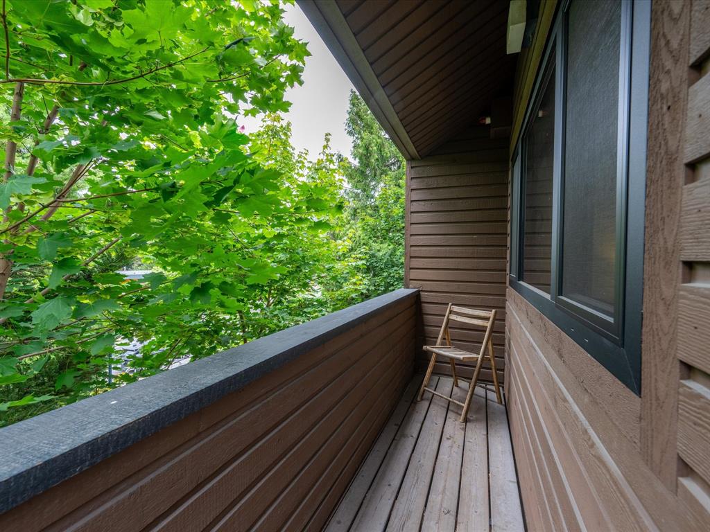 #5 – 4201 Sunshine Place