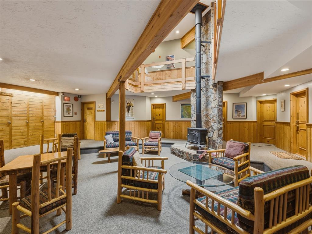 #5 – 4201 Sunshine Place