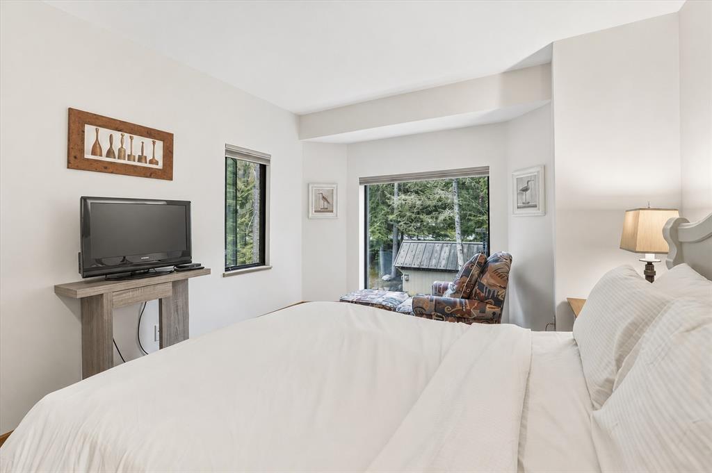 #11 – 4510 Blackcomb Way