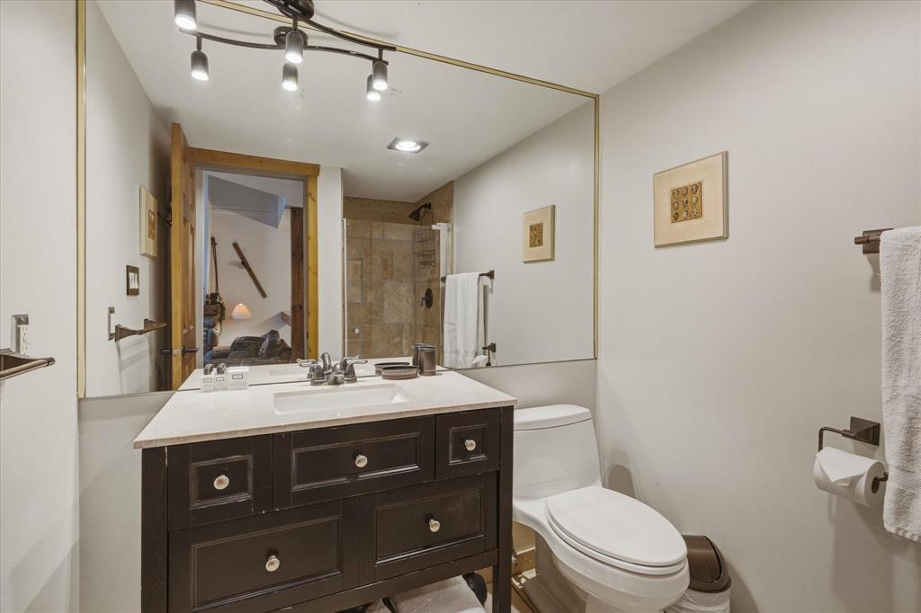 #11 – 4510 Blackcomb Way