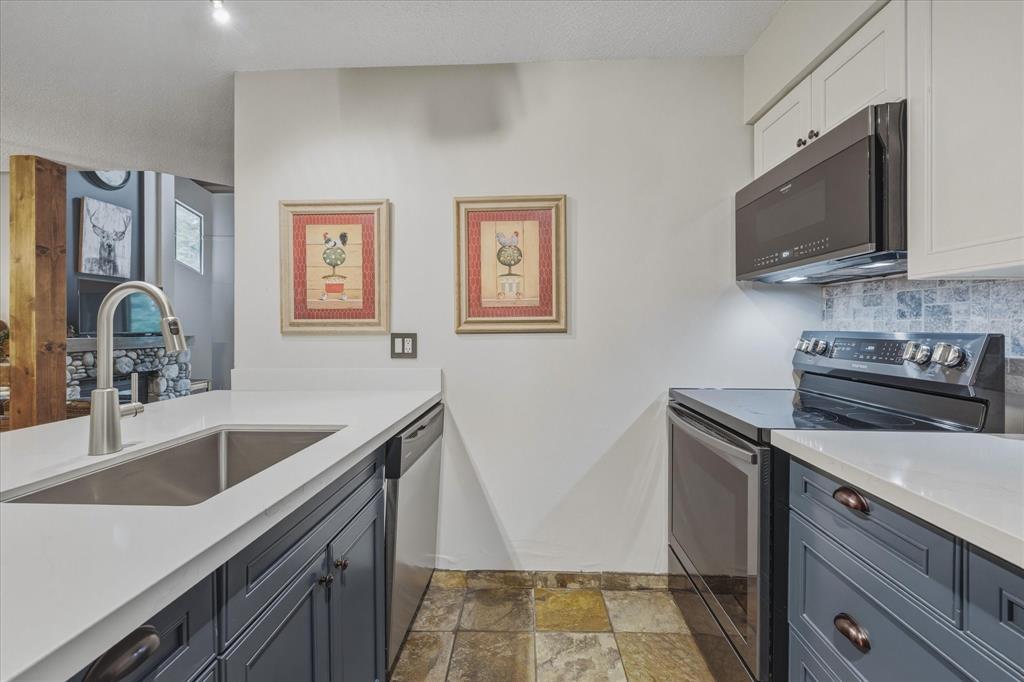 #11 – 4510 Blackcomb Way